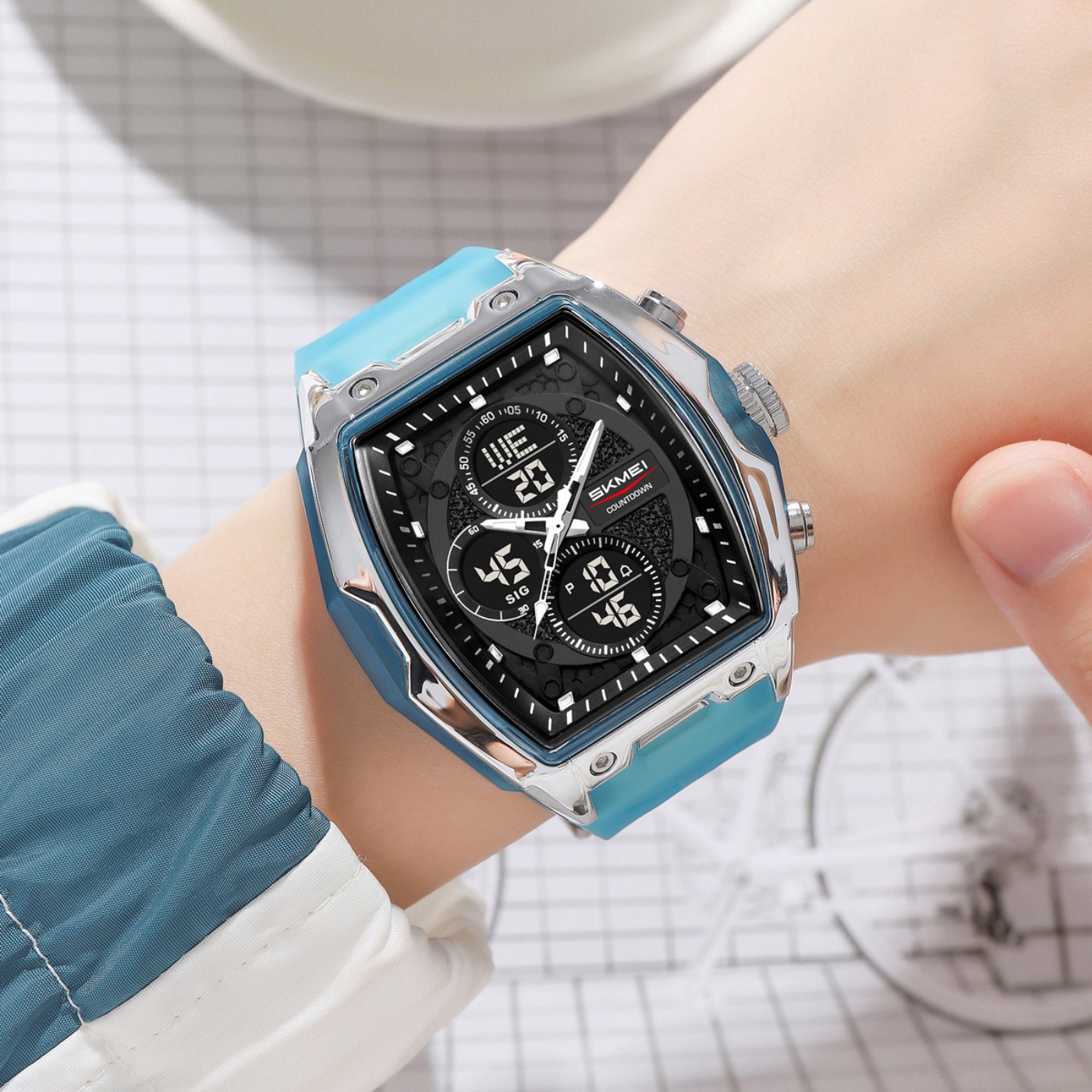 2601 Wristwatch Digital Electr - Digital Alarm Clock 评论和价格